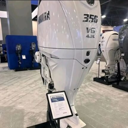 Yamaha 350HP V8 outboard motor: